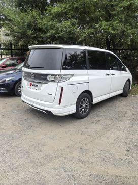   Mazda Biante 2011 , 1120000 , 