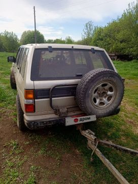 SUV   Nissan Terrano 1990 , 300000 , 