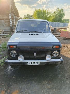  3   4x4 2121  1991 , 140000 , 