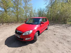  Skoda Fabia 2011 , 700000 , 