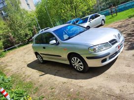  3  Nissan Almera 2001 , 220000 , 