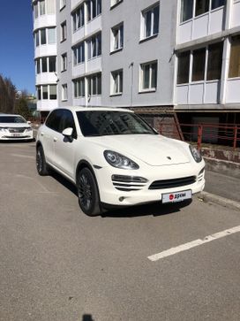 SUV   Porsche Cayenne 2010 , 2500000 , -