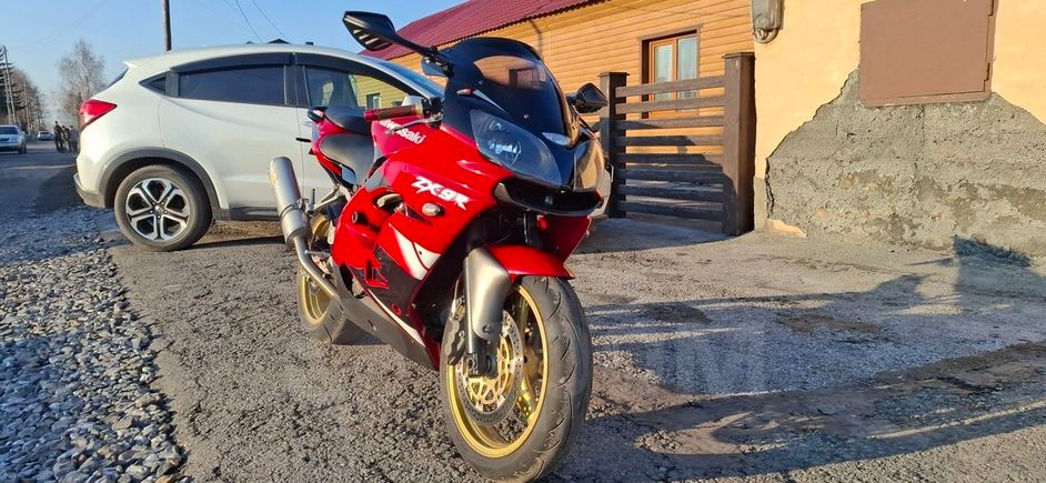 -  Kawasaki Ninja ZX-9R 2000 , 467000 , 