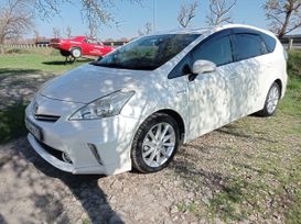   Toyota Prius Alpha 2014 , 1700000 , 