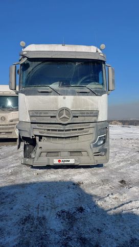   Ford 1842T 2023 , 9411000 , 