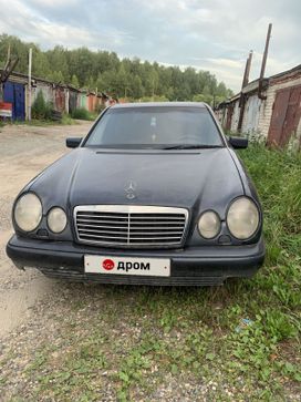  Mercedes-Benz E-Class 1996 , 200000 , 