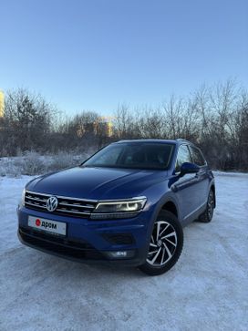 SUV   Volkswagen Tiguan 2018 , 2800000 , 