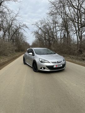  3  Opel Astra GTC 2012 , 950000 , 