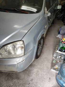    Kia Carens 2006 , 250000 , 