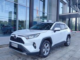 SUV   Toyota RAV4 2021 , 2300000 , 