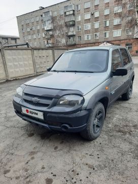 SUV   Chevrolet Niva 2010 , 489000 , 
