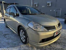 Хэтчбек Nissan Tiida 2005 года, 600000 рублей, Омск