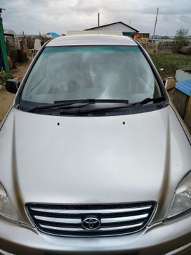    Toyota Nadia 2000 , 750000 , 