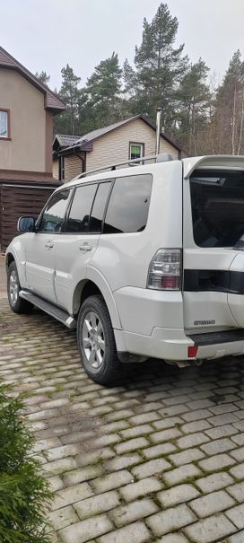 SUV   Mitsubishi Pajero 2015 , 2600000 , 