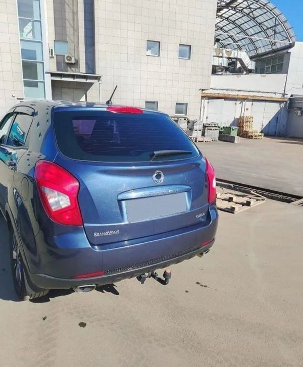 SUV   SsangYong Actyon 2013 , 900000 , 