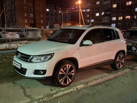 SUV   Volkswagen Tiguan 2015 , 1700000 , 