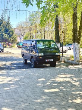    Mitsubishi Delica 1990 , 350000 , 
