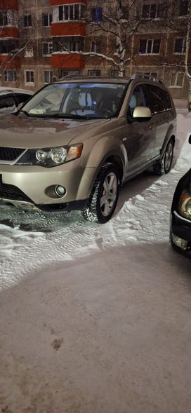 SUV   Mitsubishi Outlander 2008 , 1050000 , 