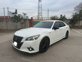  Toyota Crown 2015 , 2840000 , 