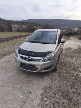    Opel Zafira 2011 , 870000 , 