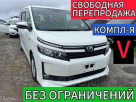    Toyota Voxy 2017 , 2278000 , 
