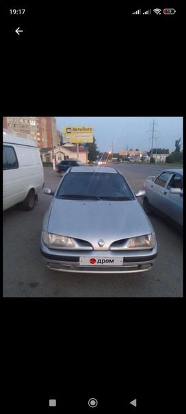  Renault Megane 1998 , 195000 , 