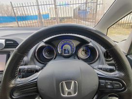  Honda Fit Shuttle 2012 , 1100000 , 