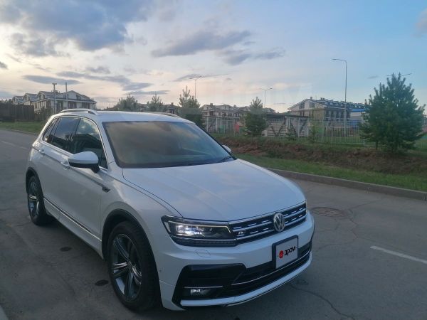 SUV   Volkswagen Tiguan 2017 , 2150000 , 