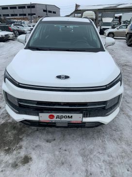 SUV    3 2023 , 1370000 , 