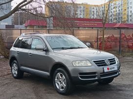 SUV   Volkswagen Touareg 2004 , 695000 , 