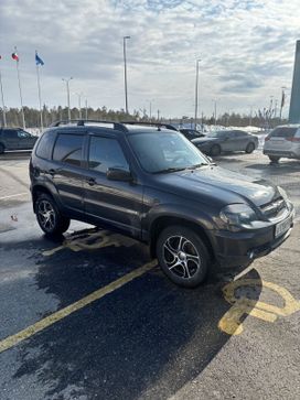 SUV   Chevrolet Niva 2017 , 870000 , 