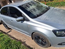  Volkswagen Polo 2011 , 650000 , 