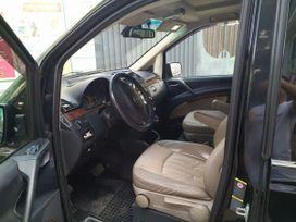    Mercedes-Benz Viano 2011 , 2300000 , 