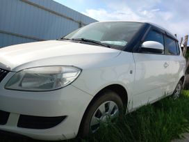  Skoda Fabia 2013 , 500000 , 