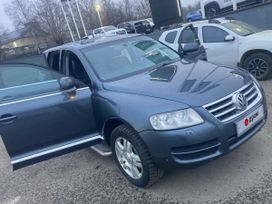 SUV   Volkswagen Touareg 2003 , 570000 ,  