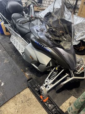  Yamaha Venture Multi Purpose 2010 , 1090000 , 