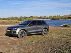 SUV   Volkswagen Touareg 2010 , 1950000 , 