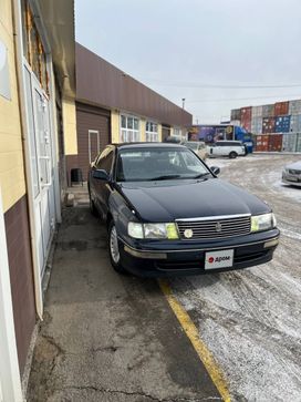 Toyota Crown 1993 , 890000 , 