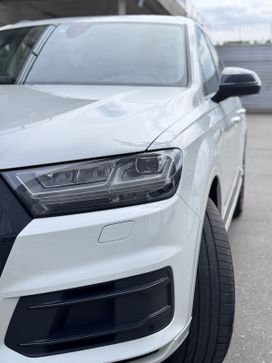 SUV   Audi Q7 2019 , 5485000 , 