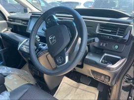    Honda Stepwgn 2016 , 1870000 , 