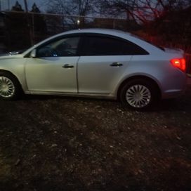  Chevrolet Cruze 2014 , 400000 , 