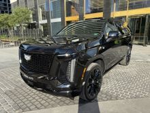  Escalade, 2025