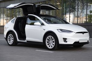 SUV   Tesla Model X 2020 , 3209000 , 