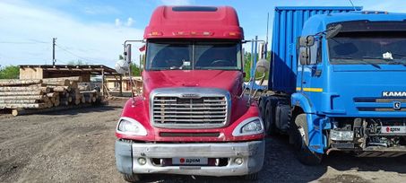   Freightliner Columbia 2003 , 1300000 , 