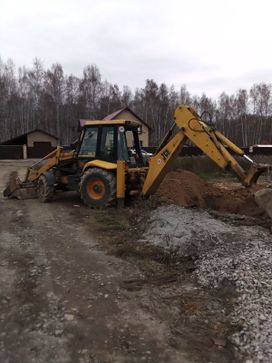 - JCB 3CX 1996 , 2200000 , 