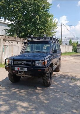SUV   Toyota Land Cruiser 2012 , 8000000 , 