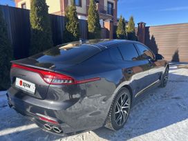  Kia Stinger 2023 , 3850000 ,  