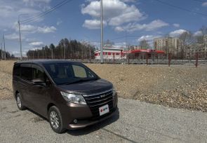    Toyota Noah 2014 , 1985000 , 