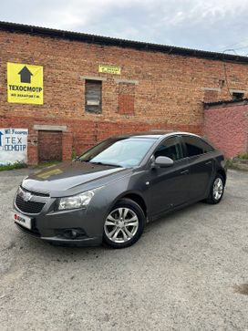  Chevrolet Cruze 2012 , 700000 , 