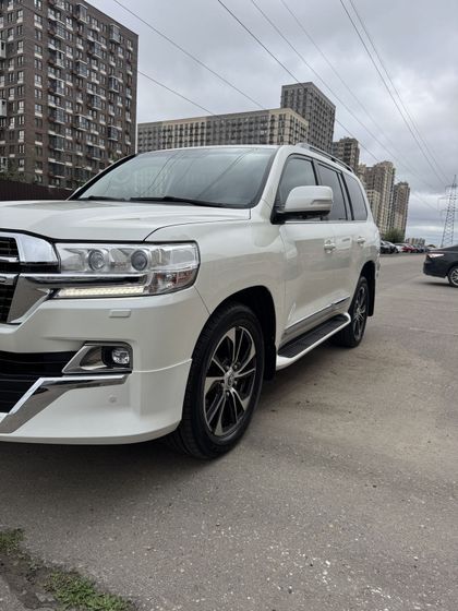 ������ Toyota Land Cruiser 2019